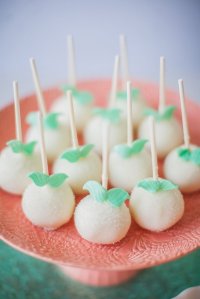 mermaid-green-cake-pops