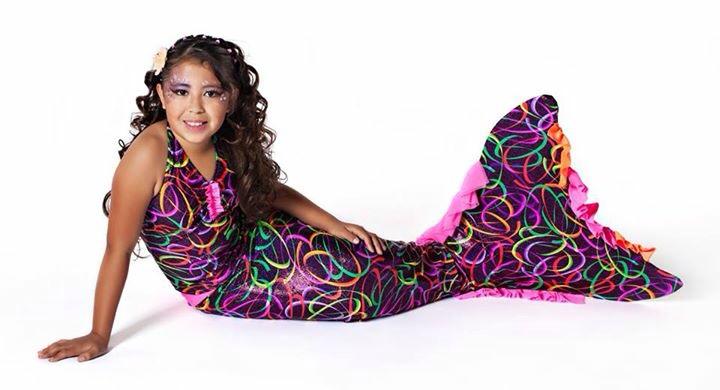 Splash-Mermaid-Tails-fabric-tail